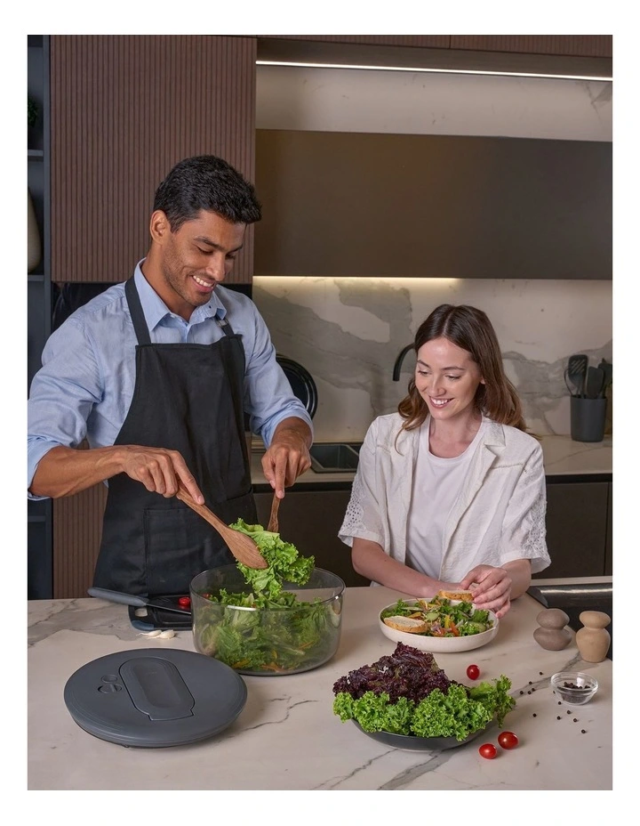 Swift Dry Large Salad Spinner in Grey image 2