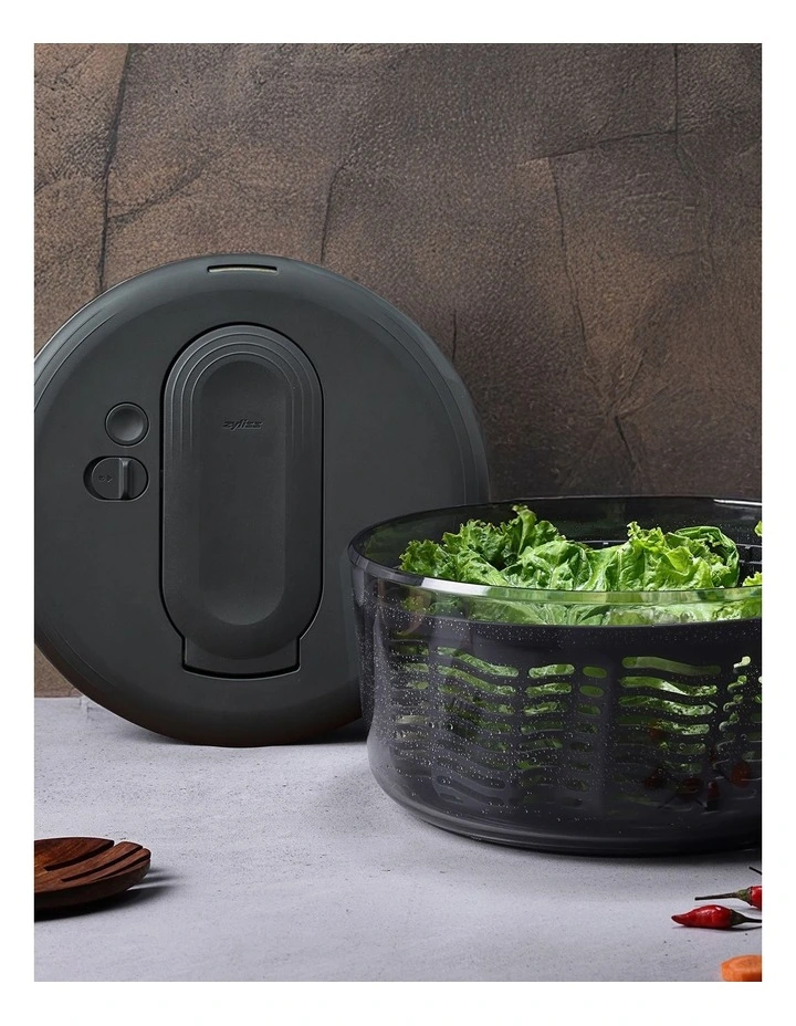Swift Dry Large Salad Spinner in Grey image 3