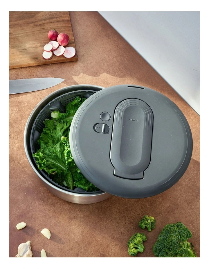 Stainless Steel Salad Spinner Small in Grey image 6