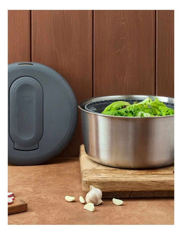 Stainless Steel Salad Spinner Large in Grey image 2