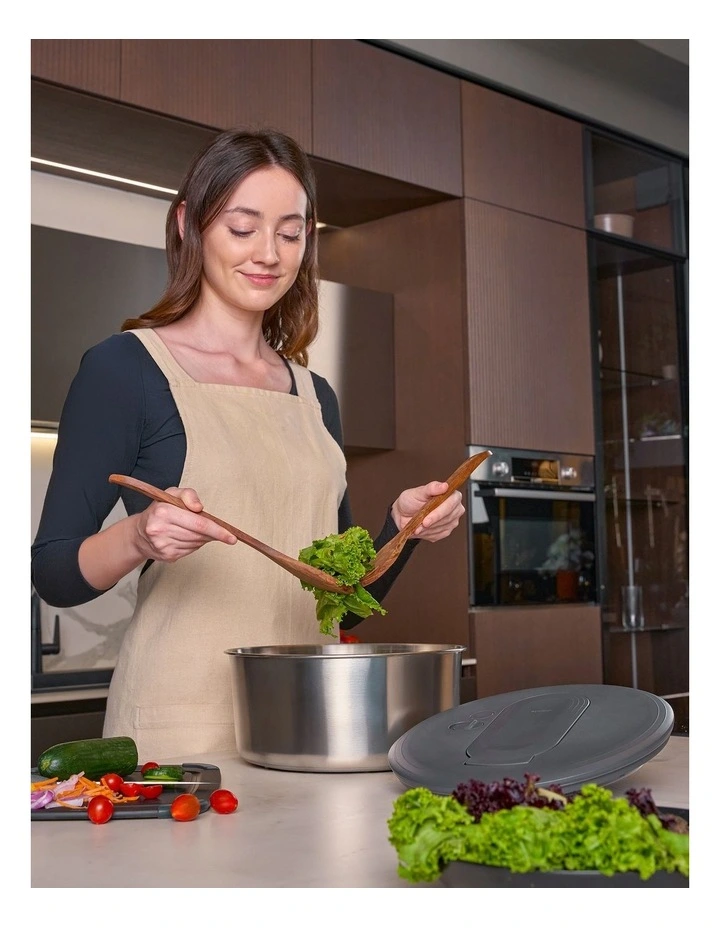 Stainless Steel Salad Spinner Large in Grey image 6