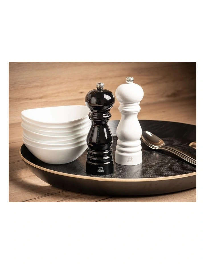Pepper Mill 18cm in Lacquered Black Beechwood image 3