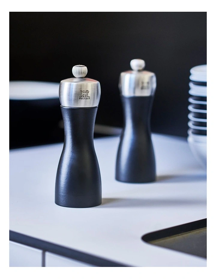 Salt And Pepper Mill Duo 15cm in Black image 2