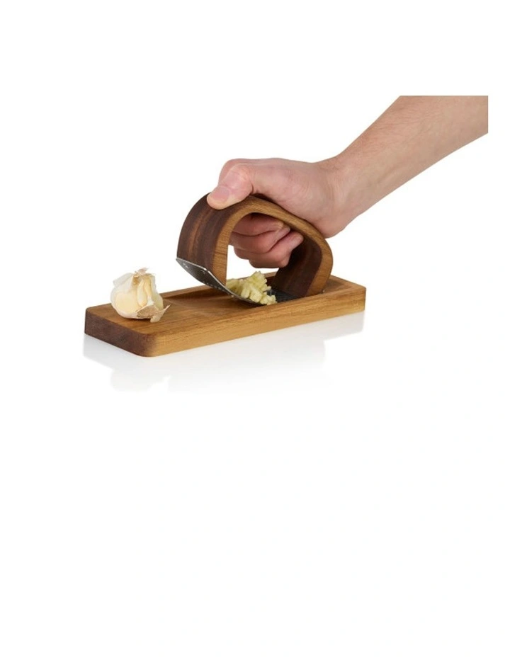 RoccaAlio Garlic press with chopping board image 6
