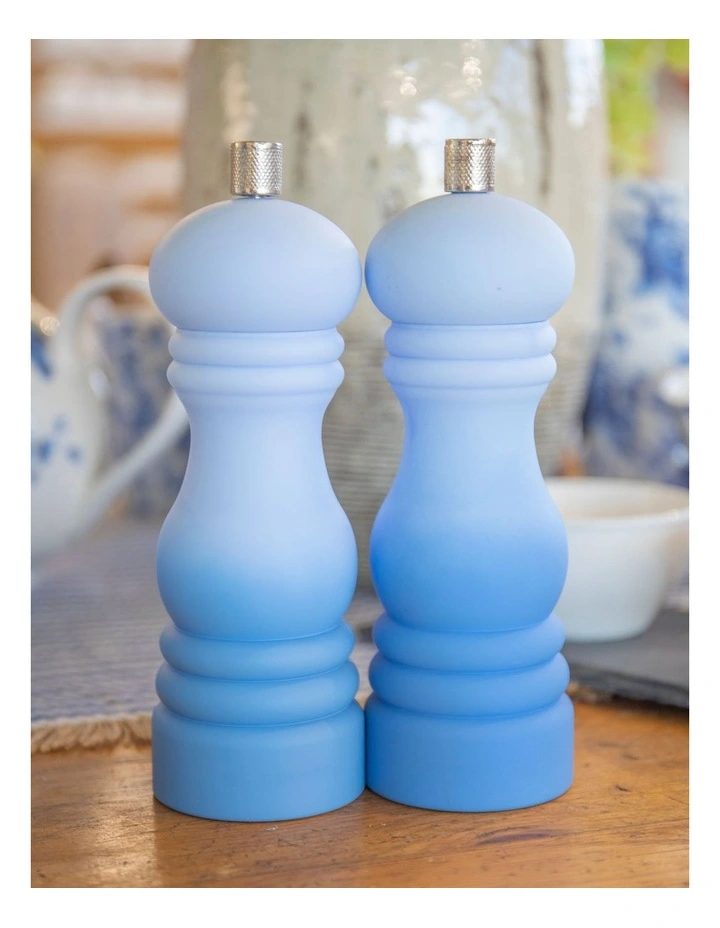 Ombre Capstan Mill 17cm in Blue image 2