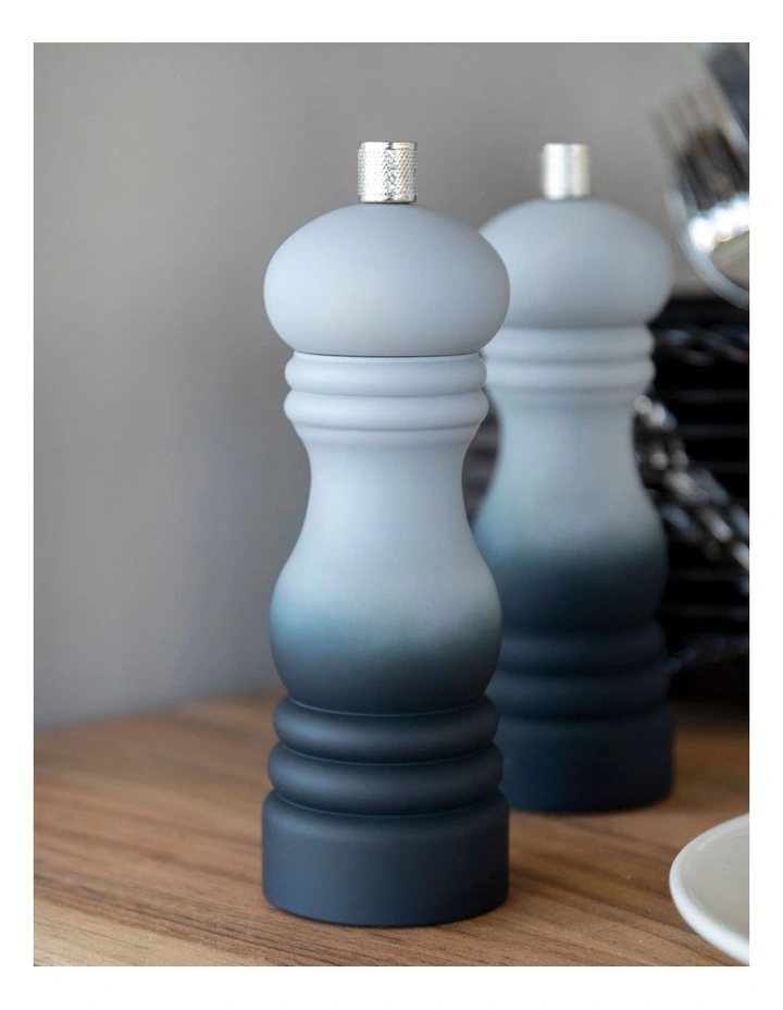 Ombre Capstan Mill 17cm in Grey image 2