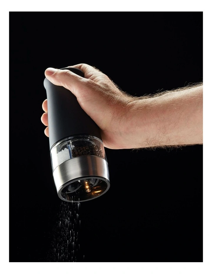 Hudson Electric Salt and Pepper Mill Set 17cm in Black image 4