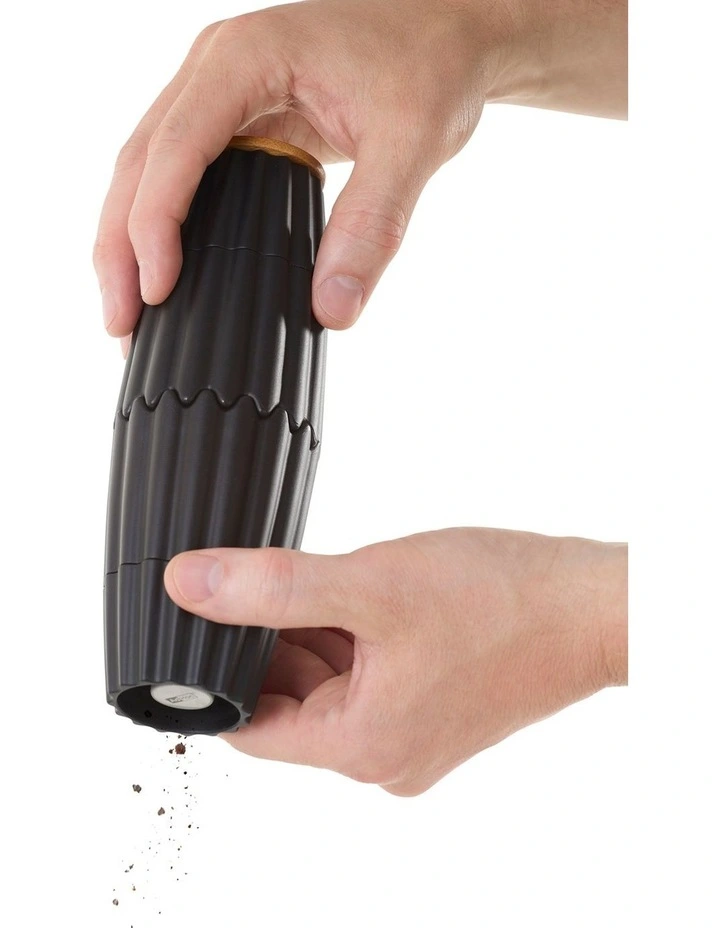 MagTwo Magnetic Pepper and Salt Mill image 2