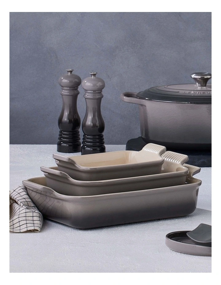 Heritage 32cm Rectangular Deep Dish Flint image 2