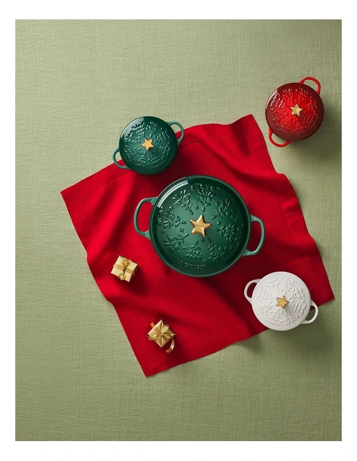 Round Mini Cocotte Star Knob 4C 700ml in Artichaut image 6