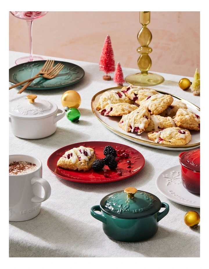 Round Mini Cocotte Star Knob 4C 700ml in Artichaut image 7