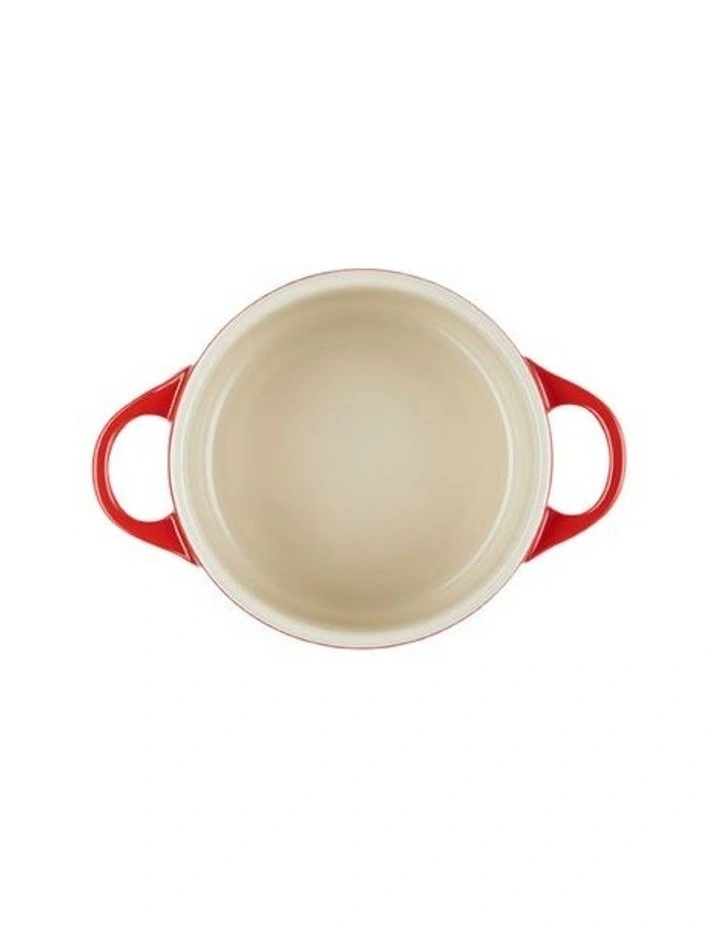 Round Mini Cocotte Star Knob 4C 700ml in Cerise image 2