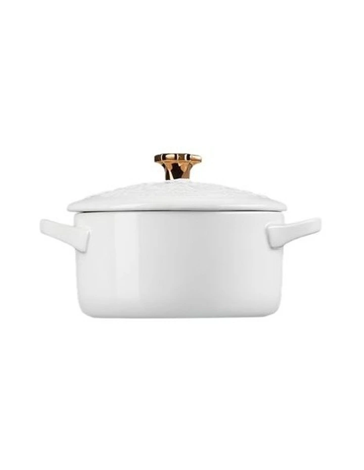 Round Mini Cocotte Star Knob 4C 700ml in White image 3