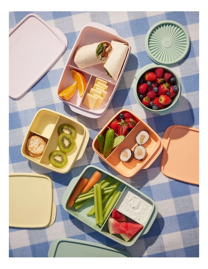 Divided Square Lunch Box 550ML Yellow image 6