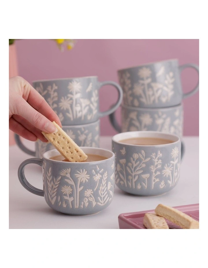 The Meadow Daisy Mug 400ml in Blue image 2