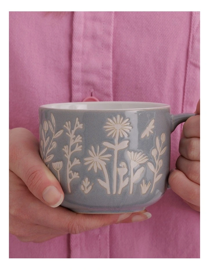 The Meadow Daisy Mug 400ml in Blue image 3
