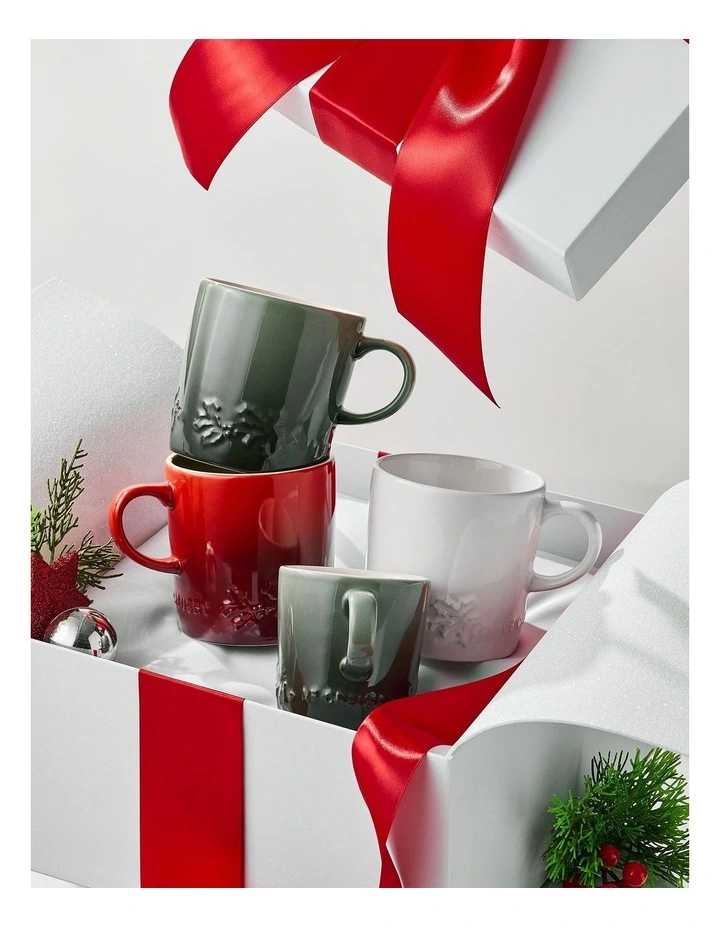 London Holly Relief Coffee Mug 350ml 4C in Cerise image 6