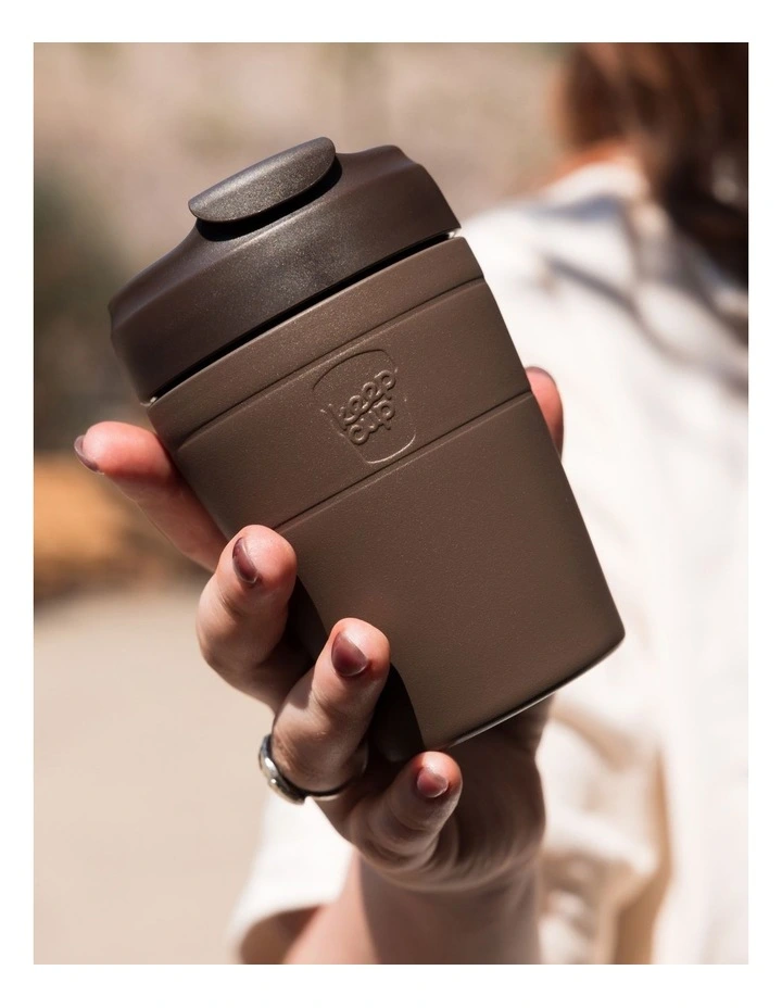 Commuter Medium Cup 12oz in Chocolate image 2