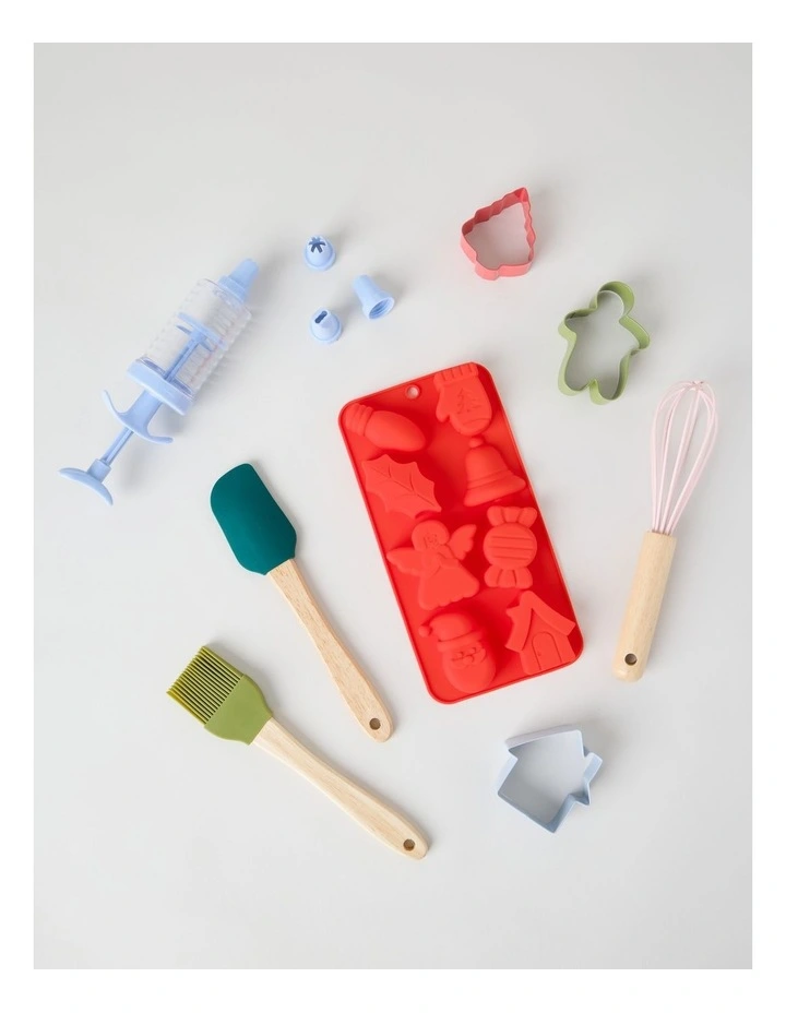 Sugerpop Kids Baking Set of 12 in Suitcase image 2