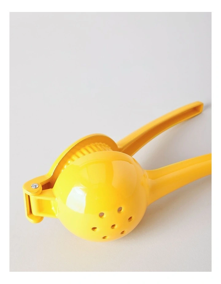 Lemon Squeezer in Yellow image 2