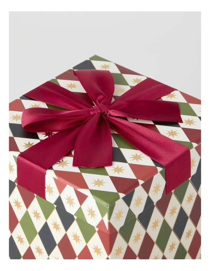 Heirloom Christmas Tile Small Gift Box in Red and Green: 16cm image 4