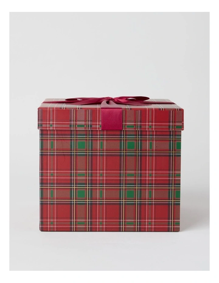 Heirloom Christmas Tartan Large Gift Box in Red: 21cm image 1