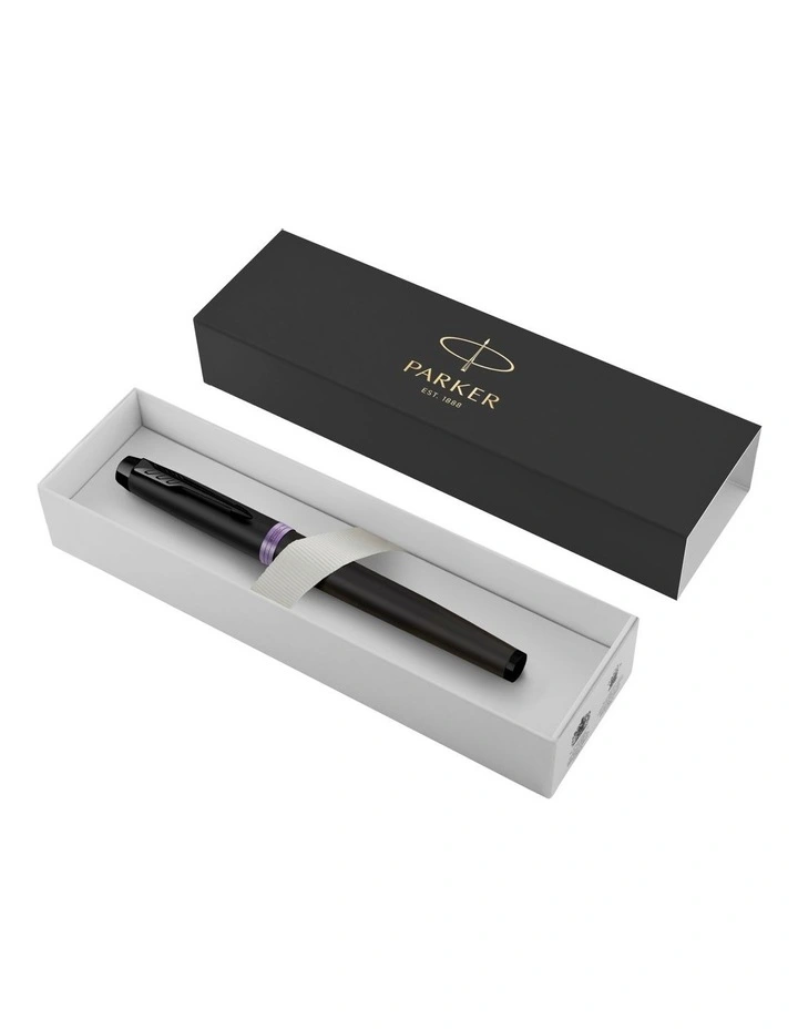 Parker IM Vibrant Rings Fountain Pen in Satin Black Lacquer with Amethyst Purple Accents image 6