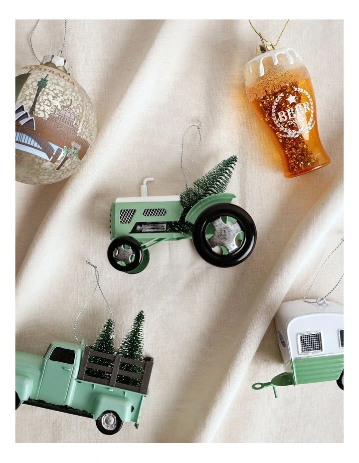 Eucalyptus Christmas Metal Tractor withTree OrnamentGreen: 7.5cm image 3