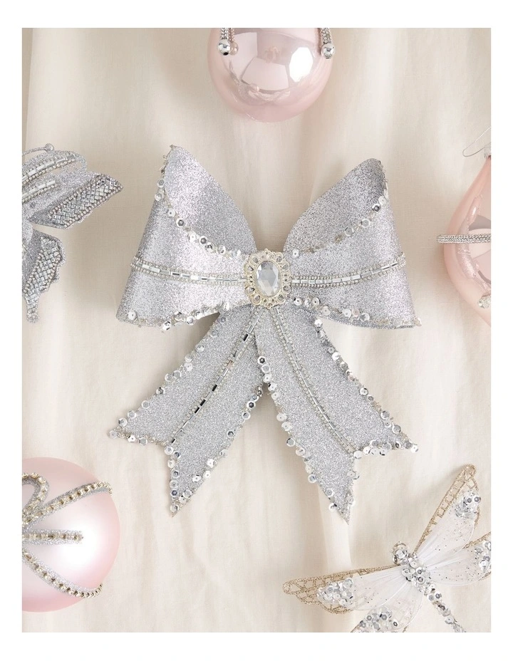 Luxe Christmas Plastic Oversized Bow Clip in Silver: 25cm image 3