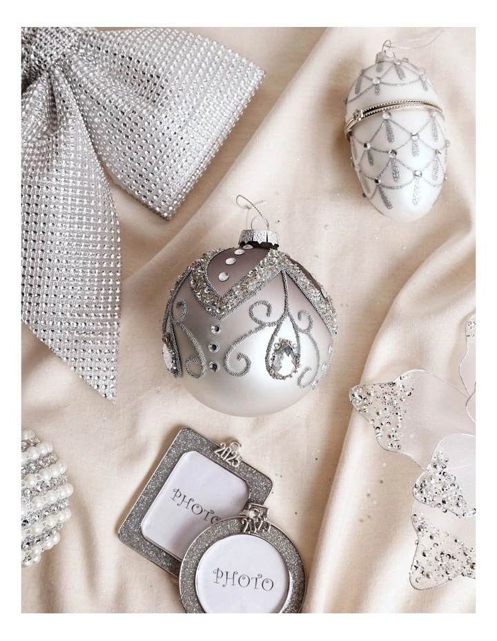 Luxe Christmas Glass Ombre Bauble 12cm in White/Silver image 3