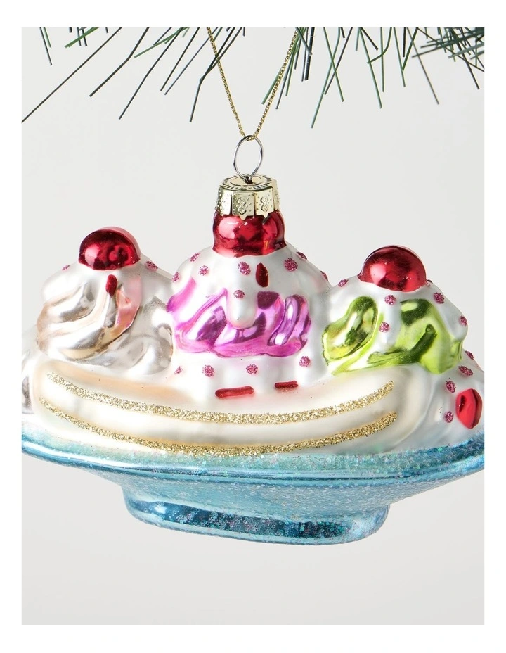 Nostalgia Christmas Glass Banana Split Ornament in Multi: 10cm image 2