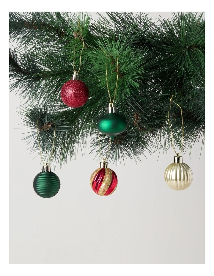 Heirloom Shatterproof Baubles 30pk in Red, Green, and Gold: 4cm image 2