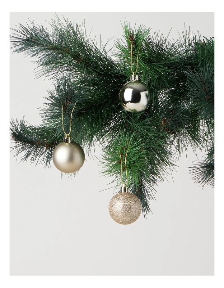 Luxe Shatterproof Baubles 24pk in Champagne: 5cm image 2