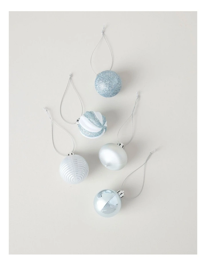 Luxe Shatterproof Baubles 30pk in Blue, Silver, and White: 4cm image 3