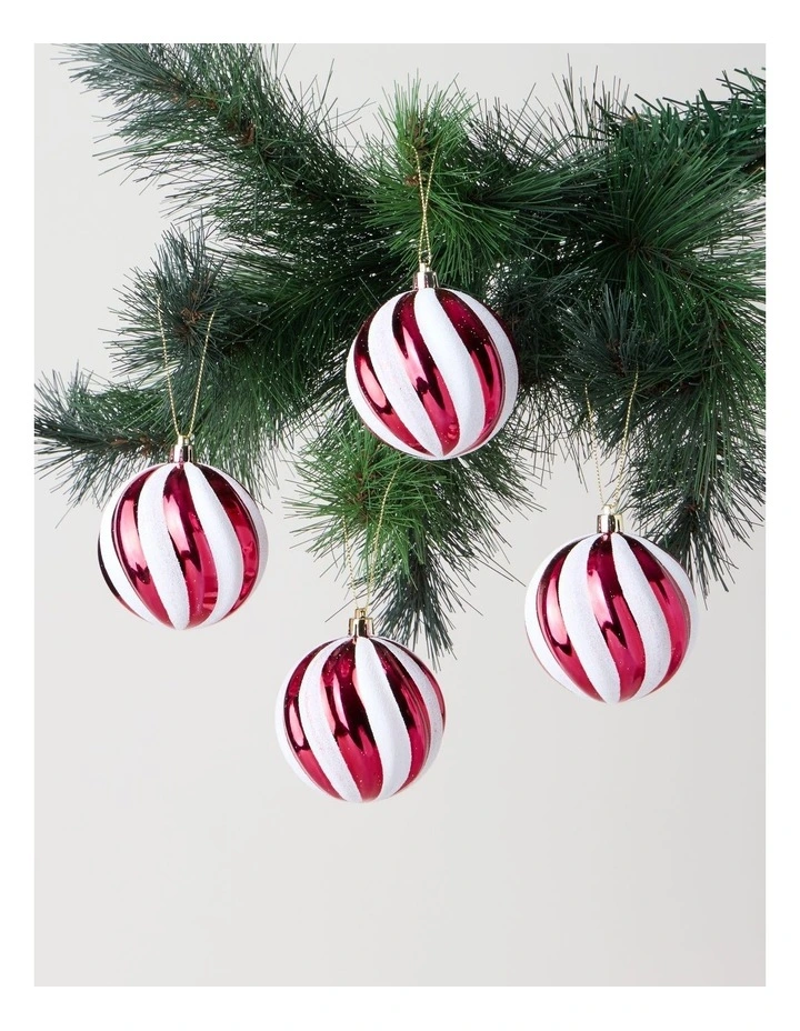 Nostalgia Embossed Glittered Bauble 4pk in Red and White: 8cm image 1