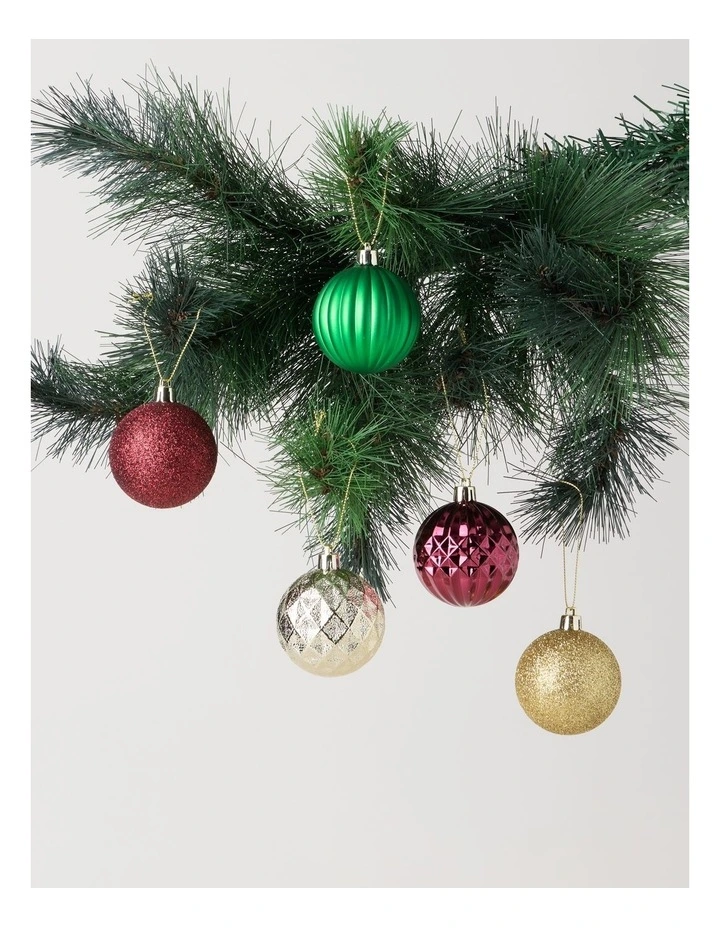 Heirloom Shatterproof Ornaments 50pk in Red, Green, and Gold: 6cm image 2