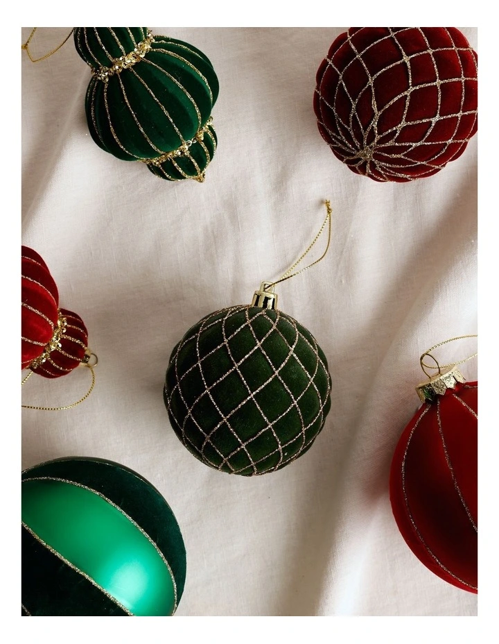 Heirloom Christmas Plastic Flocked Glitter Check Bauble 8cm in Green image 3
