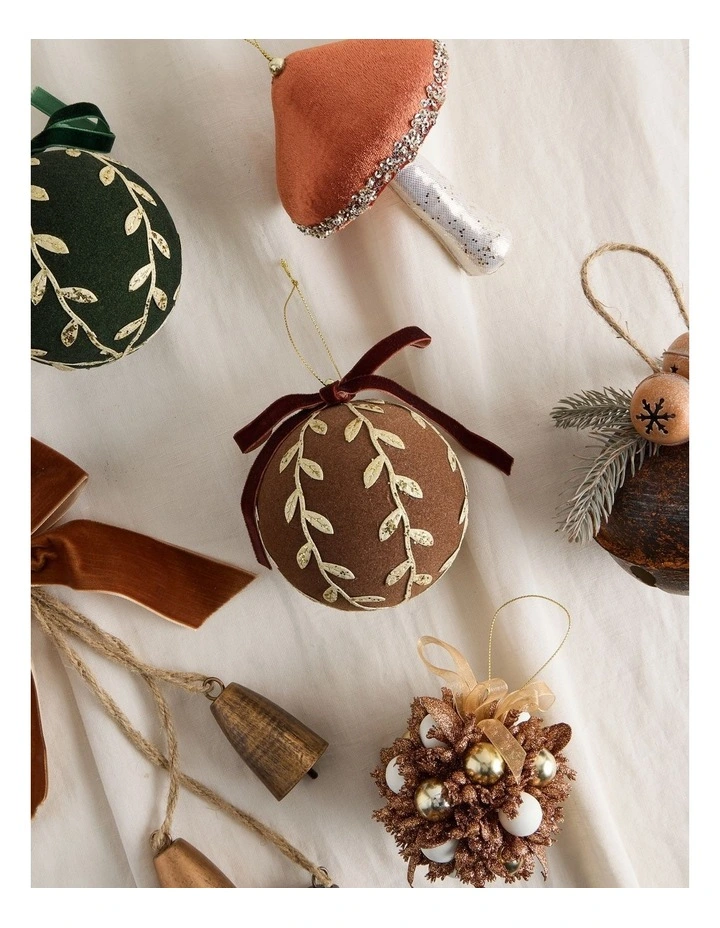 Harvest Christmas Plastic Flocked Bauble withLeaves 10cm in Brown image 3