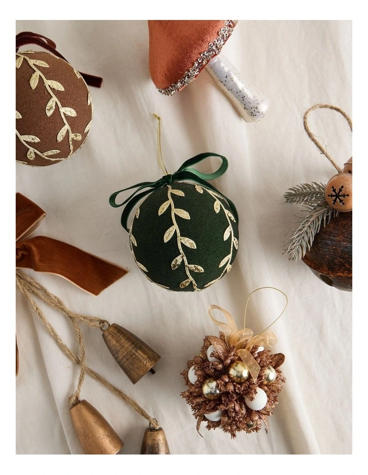 Harvest Christmas Plastic Flocked Bauble withLeaves 10cm in Green image 4