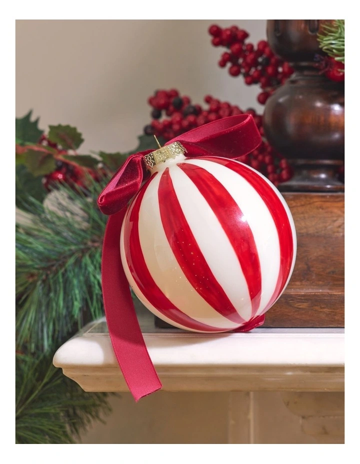 Heirloom Christmas Glass Vintage Stripe Bauble 10cm in Red/White image 3