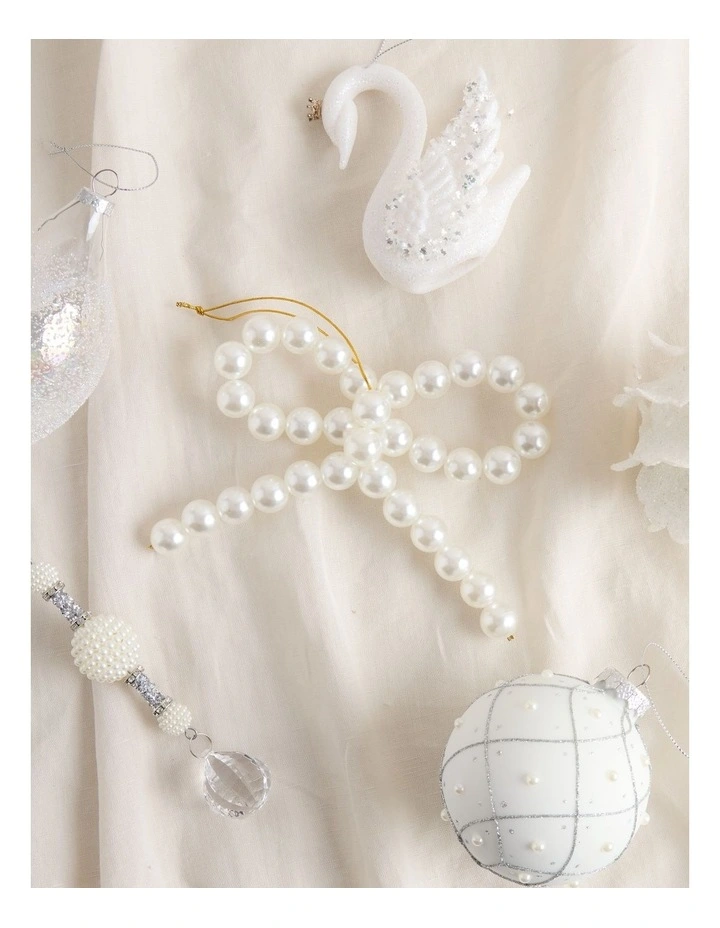 Luxe Christmas Pearl Bow Ornament in White: 13cm image 5