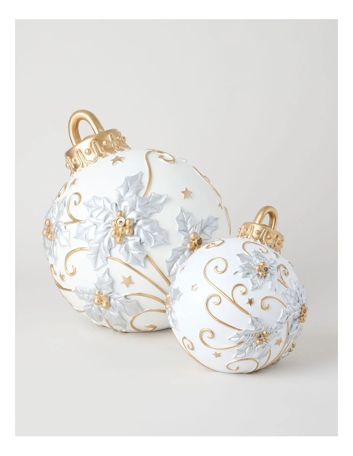 Luxe Poly Oversized Ornament Decor in White: 23cm image 4