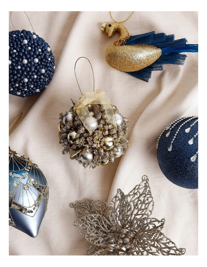 Luxe Christmas Champagne Plastic Berry Kissing Ball image 3
