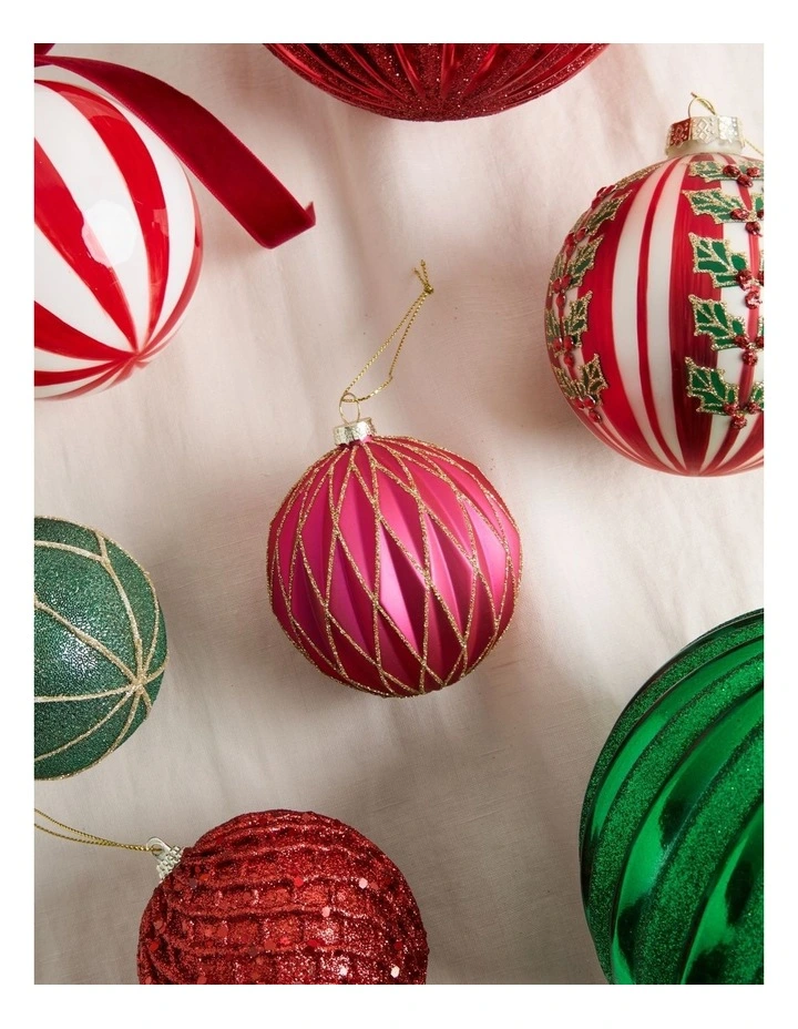 Heirloom Christmas Plastic Embossed Diamond with Glitter Bauble 8cm in Red image 3
