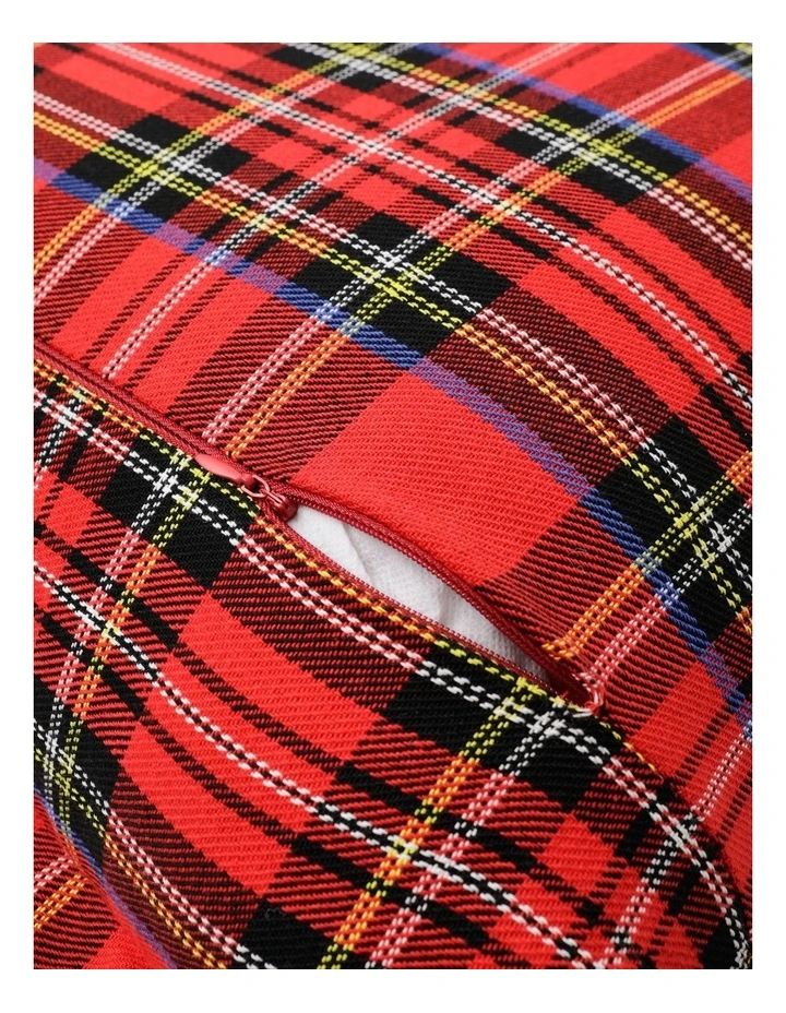 Heirloom Christmas Tartan Plaid Flanged Cushion 50x50cm in Multi image 3