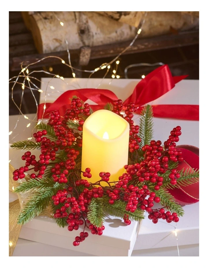 Heirloom Christmas Plastic Berries & Foliage Hurricane 10cm in Red/Green image 4