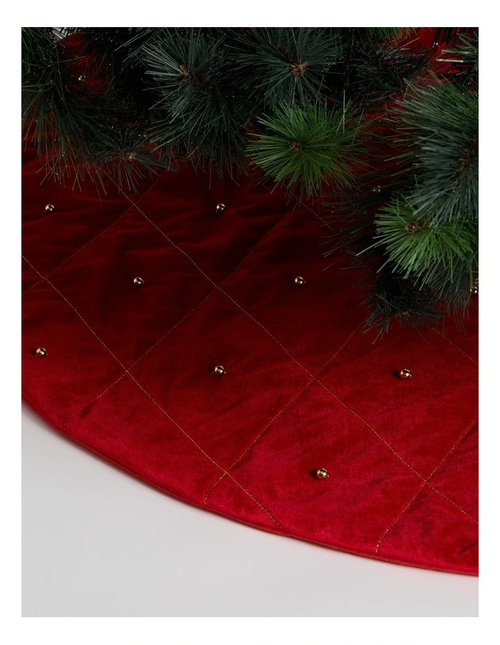Heirloom Quilted Tree Skirt in Red: 120cm image 3