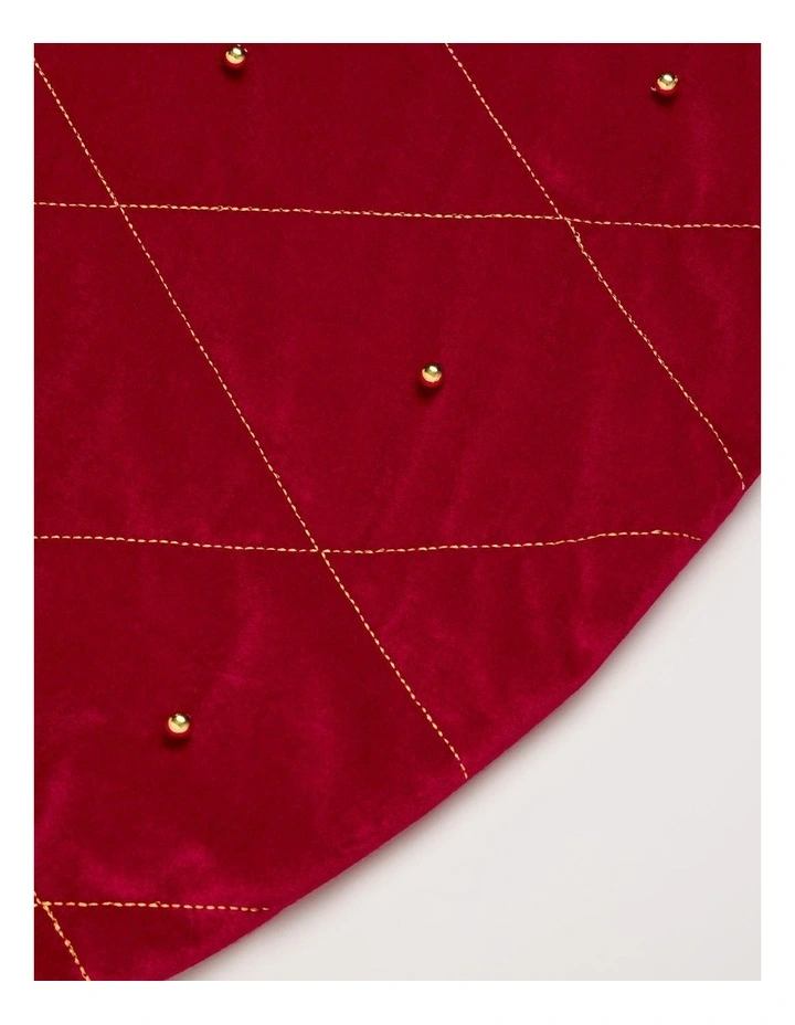 Heirloom Quilted Tree Skirt in Red: 120cm image 4