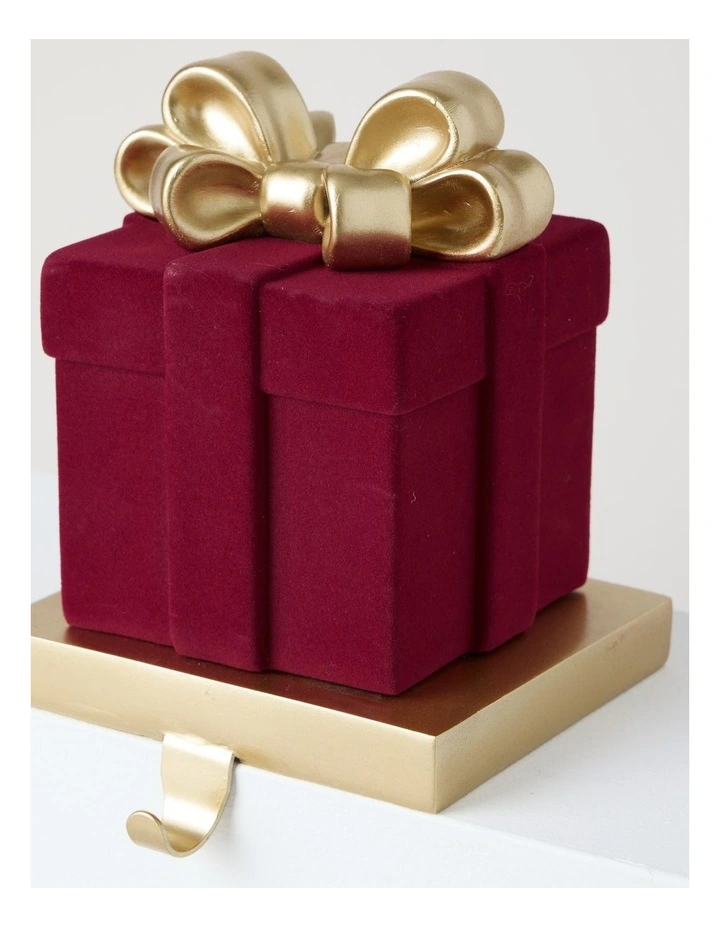 Heirloom Resin Present Stocking Holder with Bow in Red and Gold: 15cm image 3