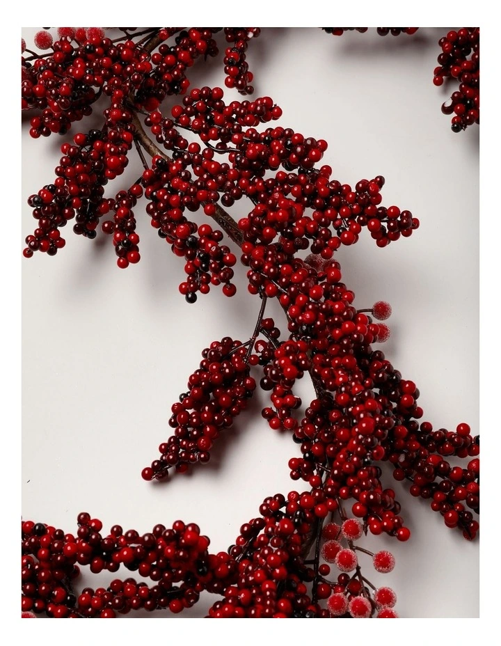 Heirloom Christmas Berry Garland with Frost in Red: 180cm image 3